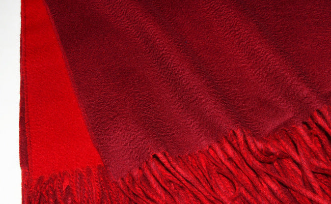 Maroon Red Colour-Double Sided Hue-Sophisticated Plain Weave Craftsmanship
Expertly constructed using the plain weave technique, this shawl offers a flawless and resilient structure. Its smooth finish and refined aesthetic make it an essential addition to any luxury wardrobe.