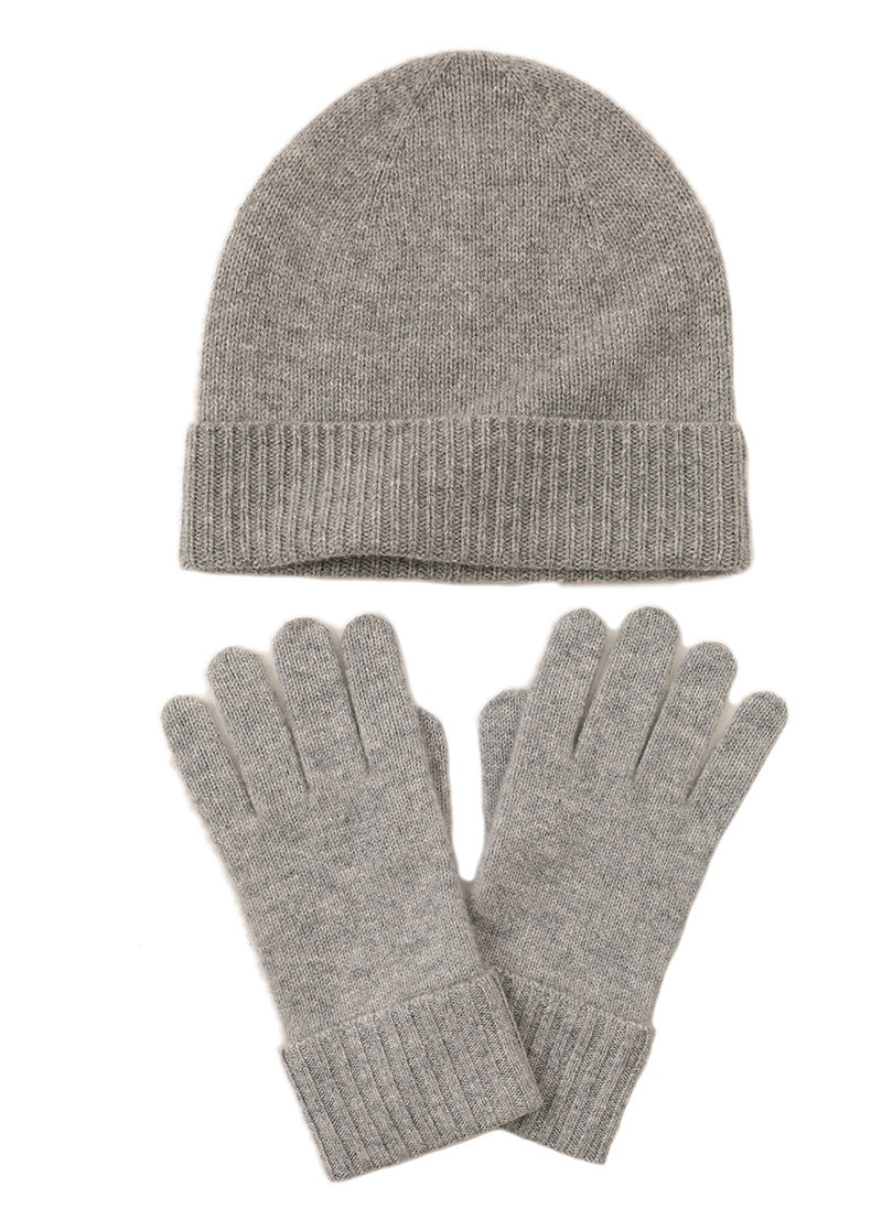 Cashmere Duo|Luxurious Cashmere Beanie and Gloves Set|Artisan Craftsmanship-Elevate your winter wardrobe with our exquisite Beanie and Gloves Set, meticulously crafted from 100% pure cashmere sourced from the pristine landscapes of Inner Mongolia, China. This set embodies both elegance and warmth, offering unparalleled comfort and style.